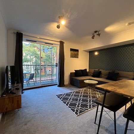 Archers 2 Bedrooms, Balcony, 2 Bathrooms, Free Parking, Wifi Саутхамптън Екстериор снимка